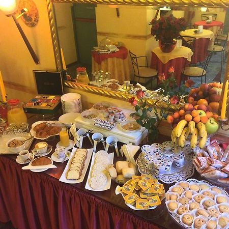 Hotel Giulio Cesare Турин Экстерьер фото